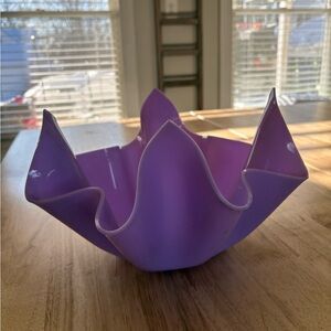 Vintage Purple Lucite Handkerchief Ruffles Bowl